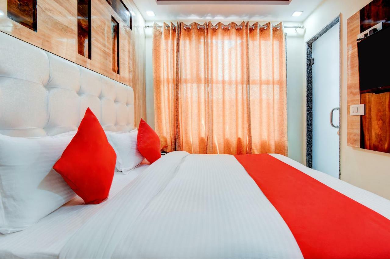 Hotel Kaushal Palace New Delhi Bagian luar foto