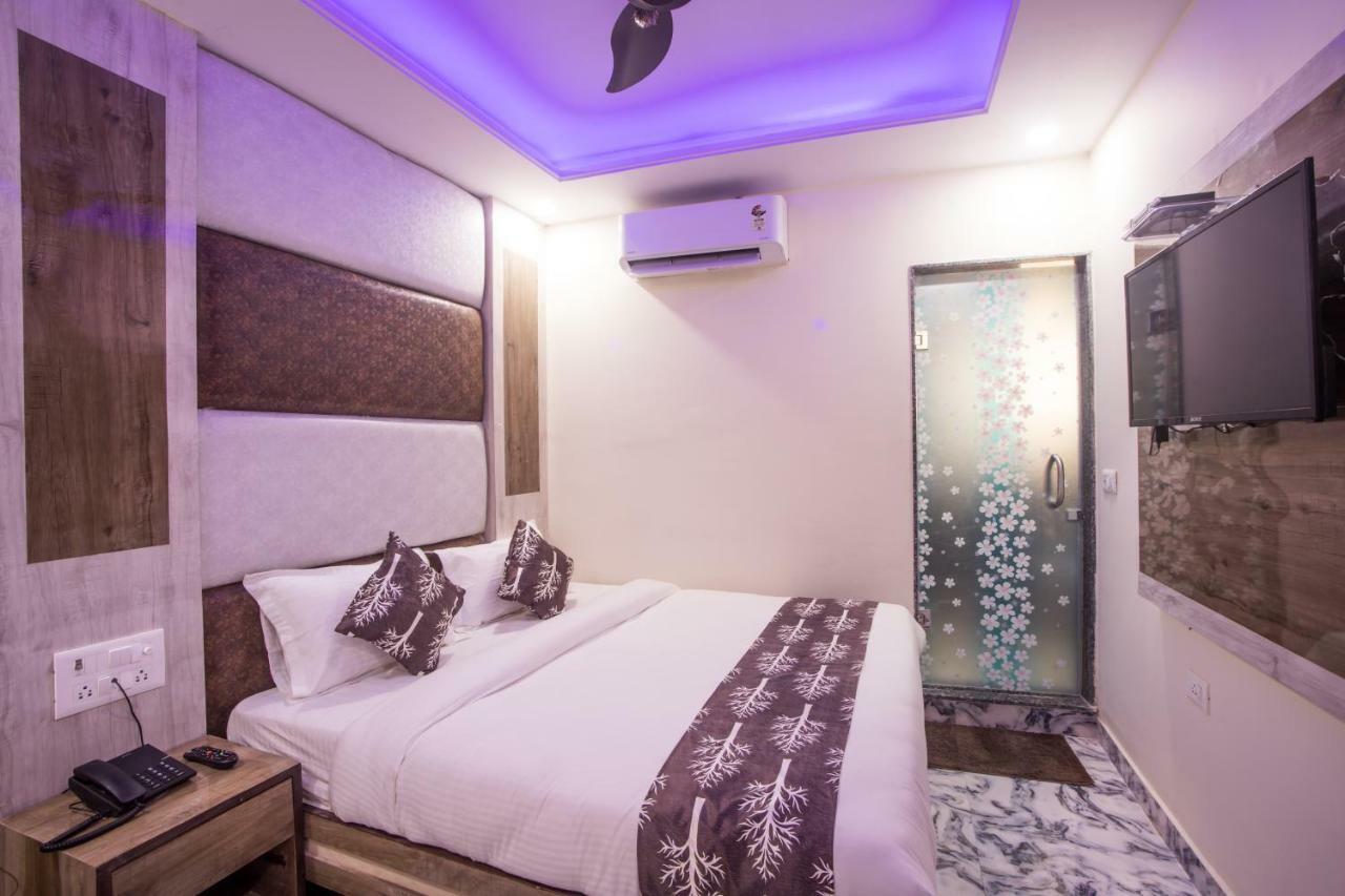 Hotel Kaushal Palace New Delhi Bagian luar foto