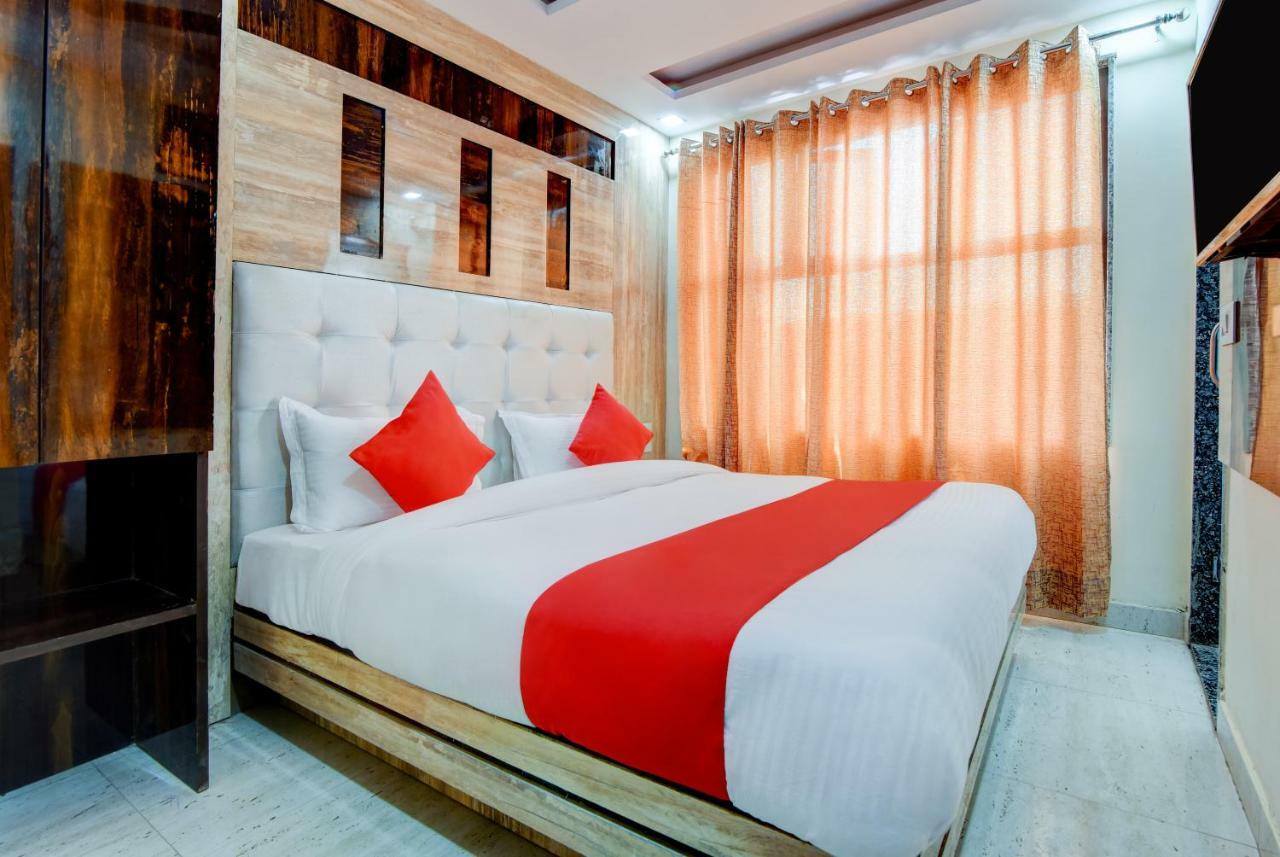 Hotel Kaushal Palace New Delhi Bagian luar foto