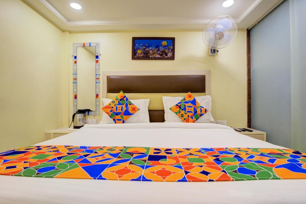 Hotel Kaushal Palace New Delhi Bagian luar foto
