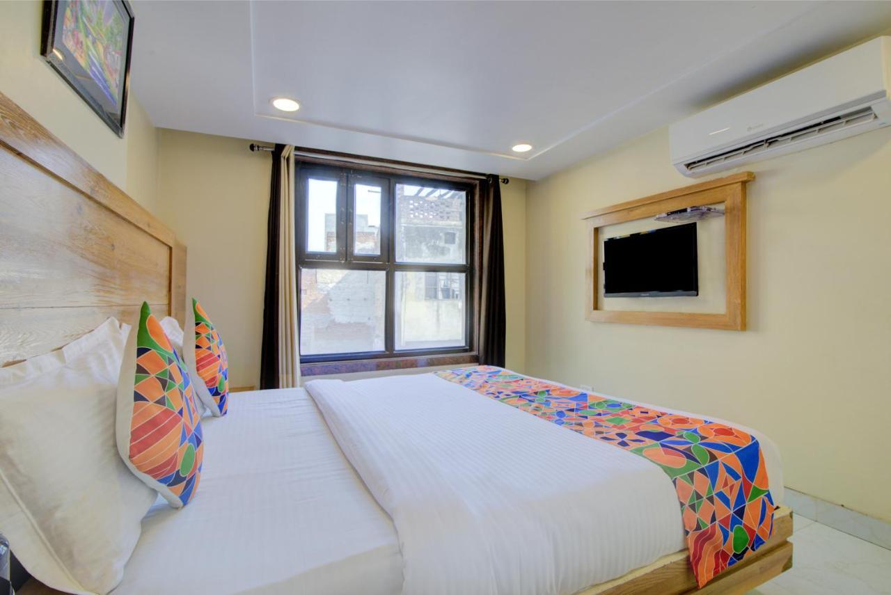 Hotel Kaushal Palace New Delhi Bagian luar foto
